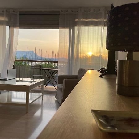 Appartement Les Pieds Dans L'Eau Saint-Mandrier-sur-Mer Exteriör bild