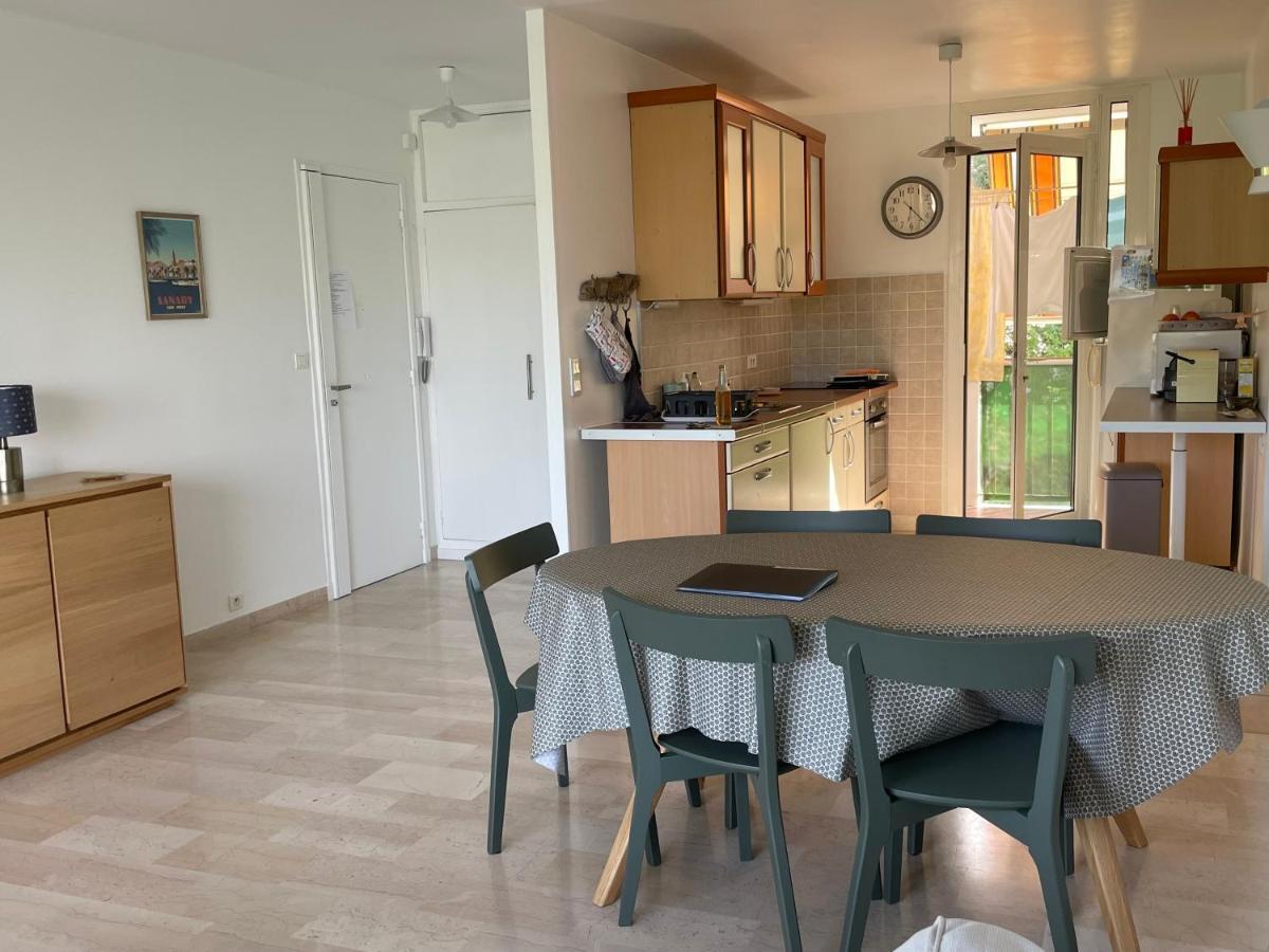 Appartement Les Pieds Dans L'Eau Saint-Mandrier-sur-Mer Exteriör bild