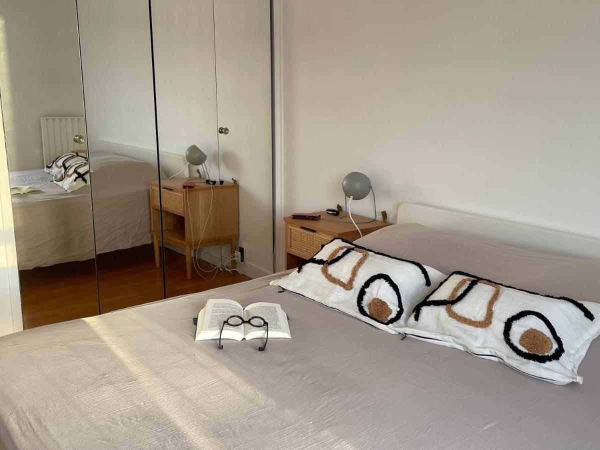 Appartement Les Pieds Dans L'Eau Saint-Mandrier-sur-Mer Exteriör bild