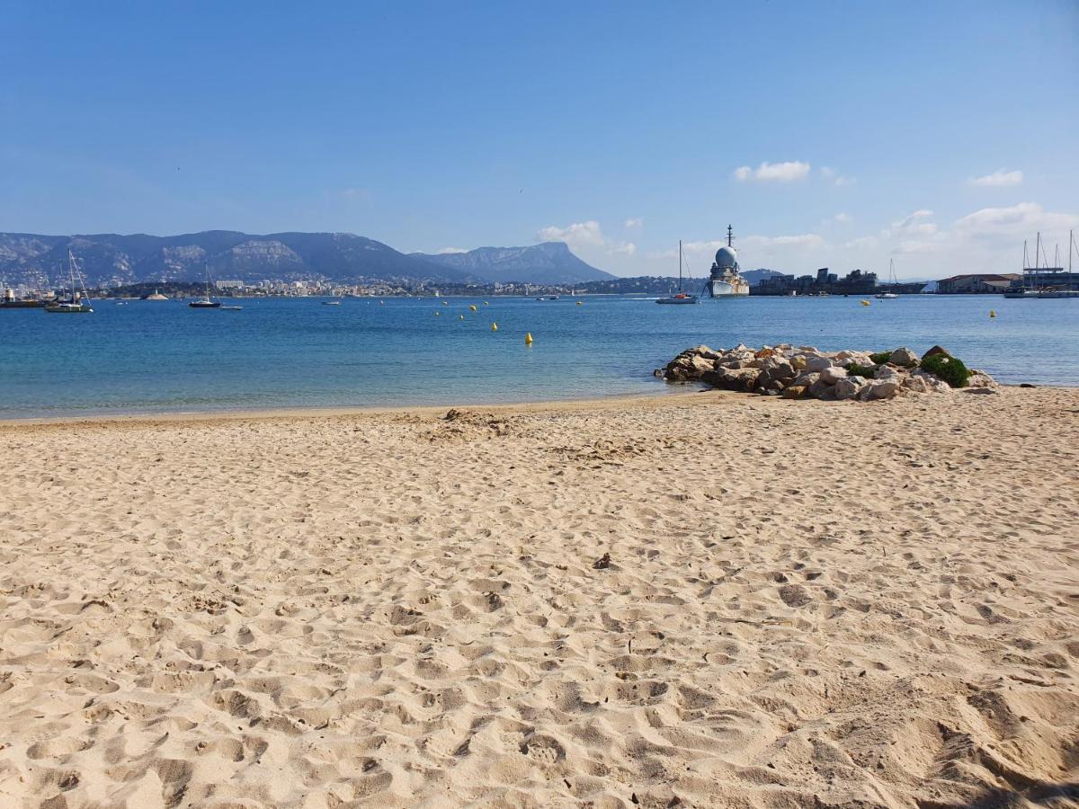 Appartement Les Pieds Dans L'Eau Saint-Mandrier-sur-Mer Exteriör bild