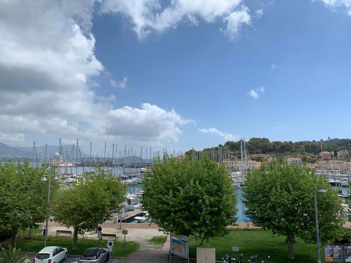 Appartement Les Pieds Dans L'Eau Saint-Mandrier-sur-Mer Exteriör bild